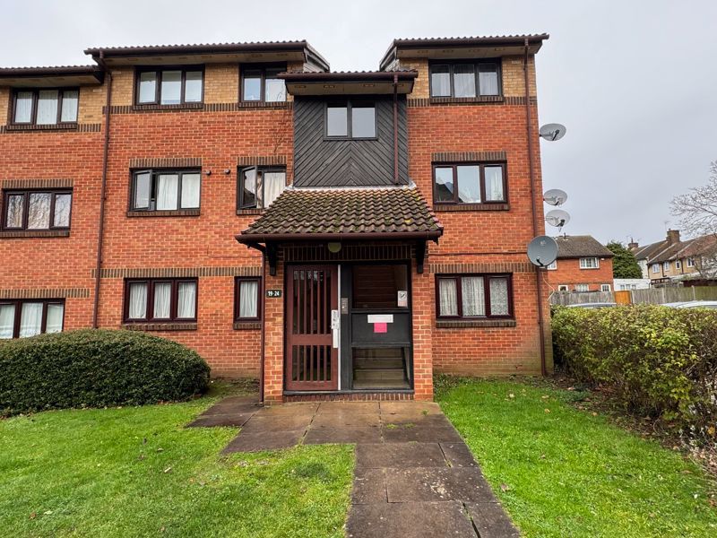 2 bed flat for sale in Gatting Close, Pavilion Way, Burnt Oak, Edgware HA8, £269,950 Zoopla