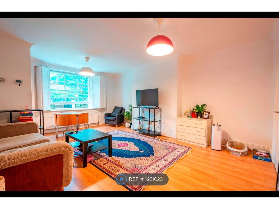 2 bed flat to rent in Highbury Hill, London N5, £2,550 pcm Zoopla