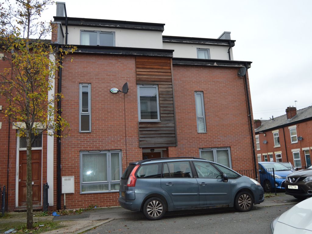 4 bed town house for sale in Patey Street, Longsight, Manchester M12