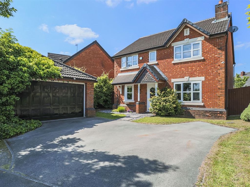 4 bed detached house for sale in Rosewood Avenue, Tottington, Bury BL8, £475,000 Zoopla