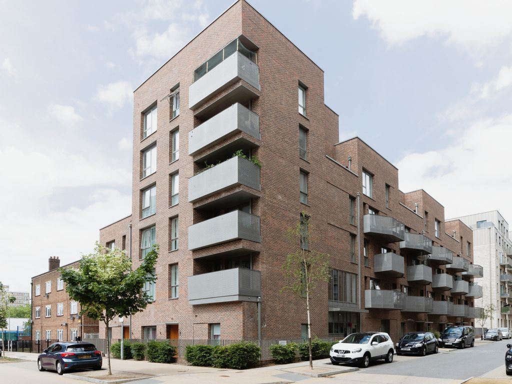2 bed flat for sale in Mizzen Street, Barking IG11 Zoopla