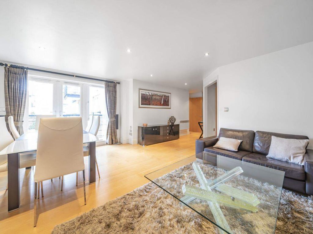 2 bed flat for sale in Royal Quarter, Seven Kings Way, Kingston Upon