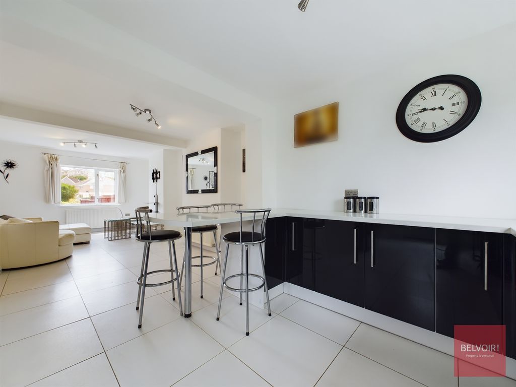 4 bed semidetached house to rent in Townhill Road, Mayhill, Swansea SA1, £950 pcm Zoopla