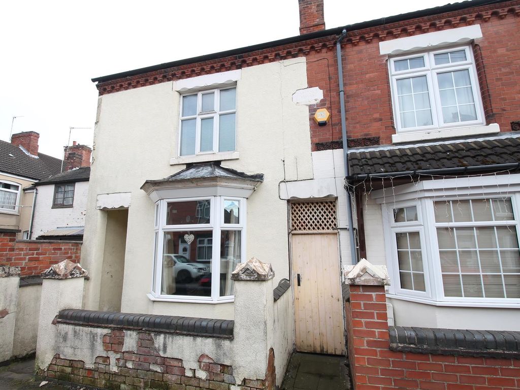 3 bed end terrace house for sale in Vaughan Street, Coalville