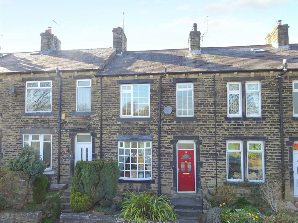 3 bed terraced house for sale in Salisbury Street, Calverley, Pudsey