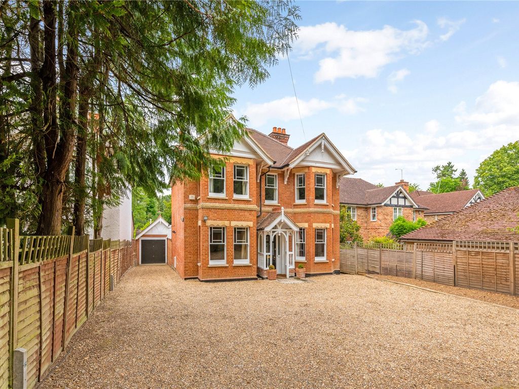5 bed detached house for sale in London Road, Sunningdale, Ascot