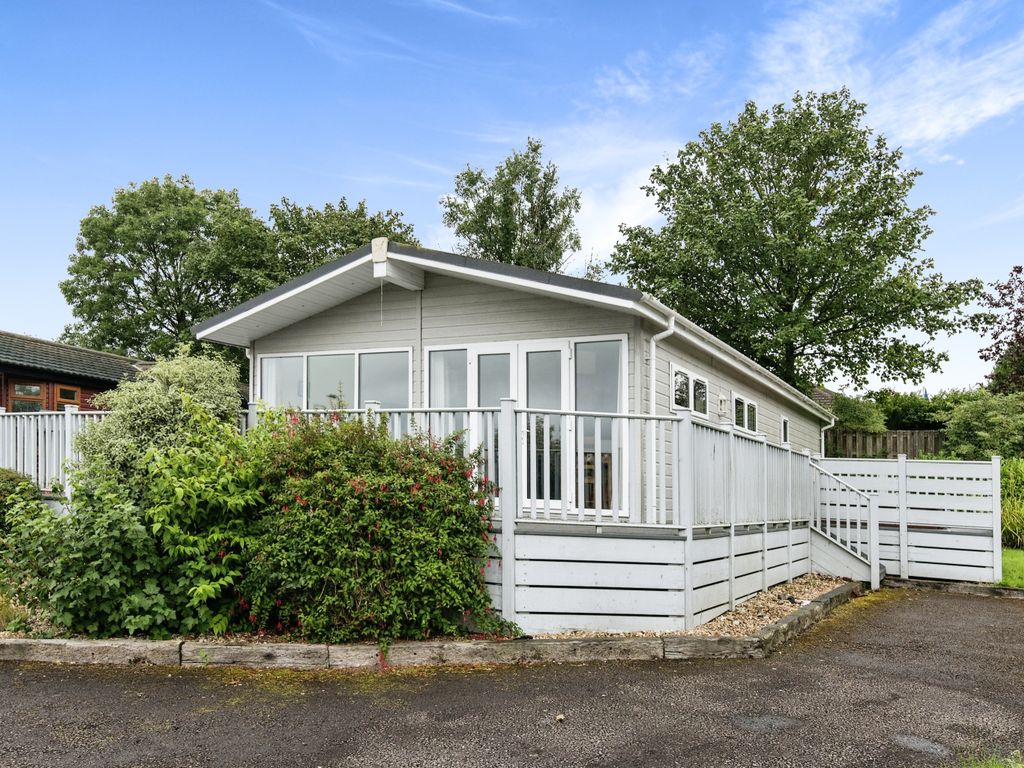 2 bed property for sale in Hornbeam Country Park, Louis Way, Dunkeswell