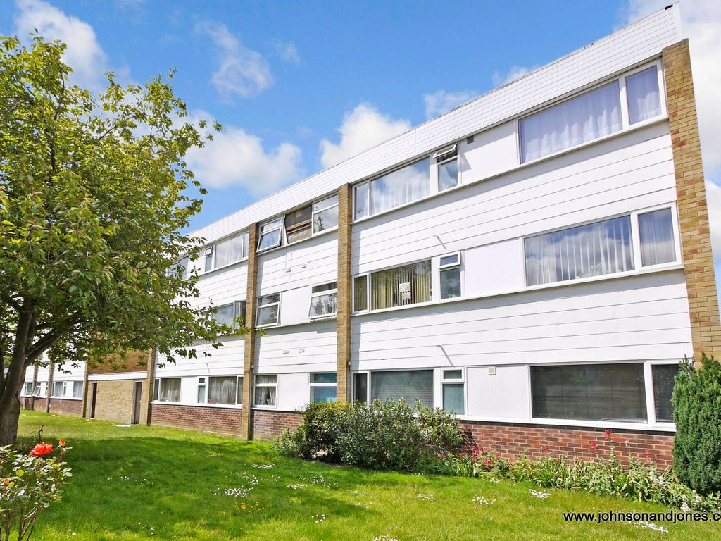 2 bed flat for sale in Hazelbank Court, Chertsey KT16 Zoopla