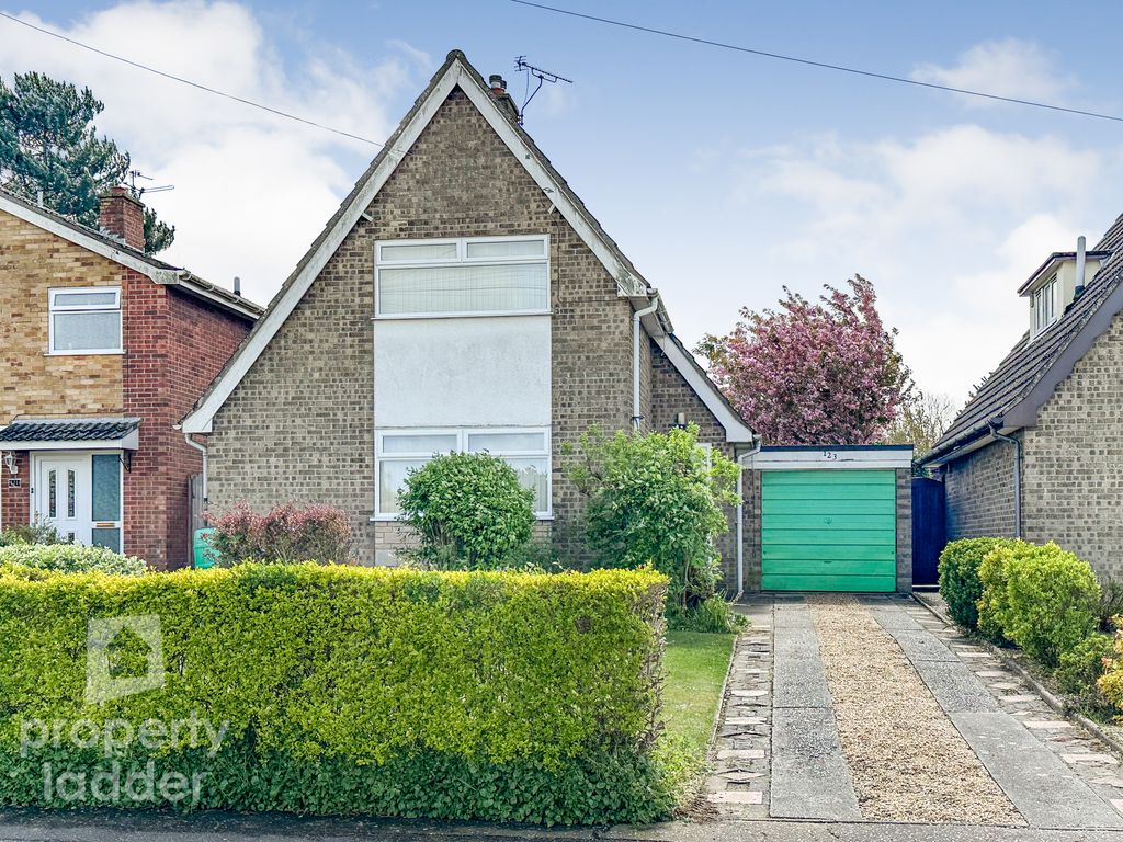 2 bed chalet for sale in Proctor Road, Norwich NR6, £275,000 Zoopla