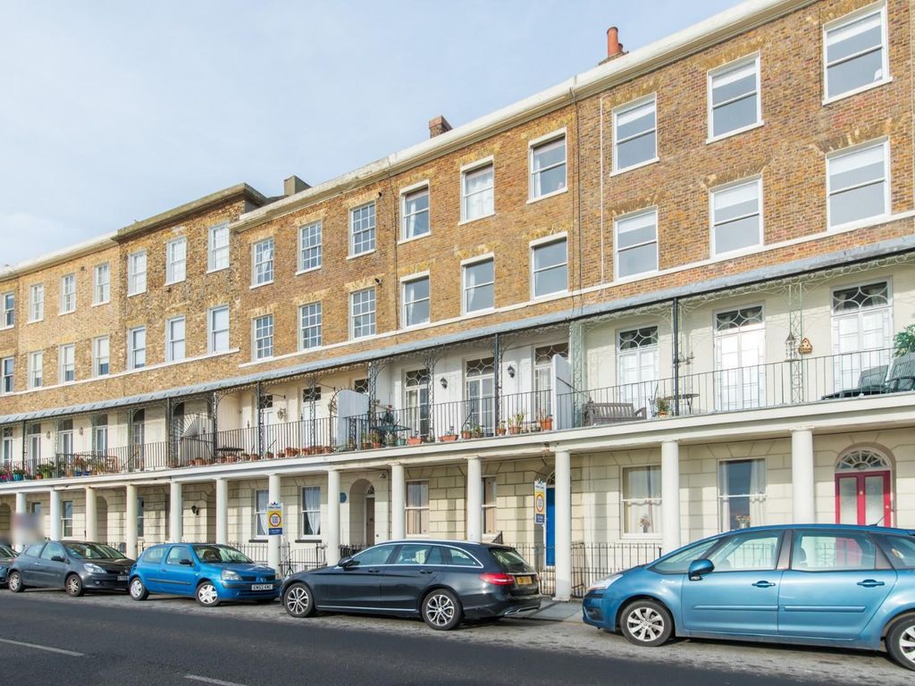 2 bed flat to rent in Wellington Crescent, Ramsgate CT11 Zoopla