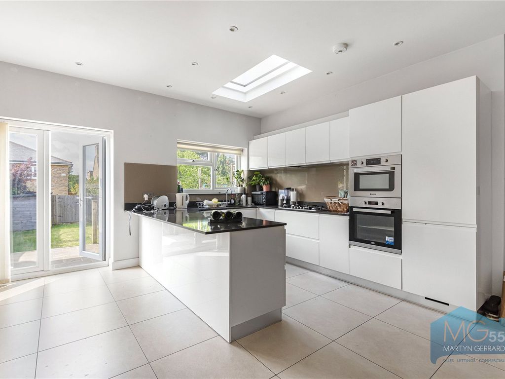 Milton Road, Mill Hill, London NW7