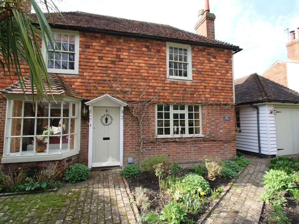 3 bed cottage for sale in Winser Road, Rolvenden Layne TN17, £735,000