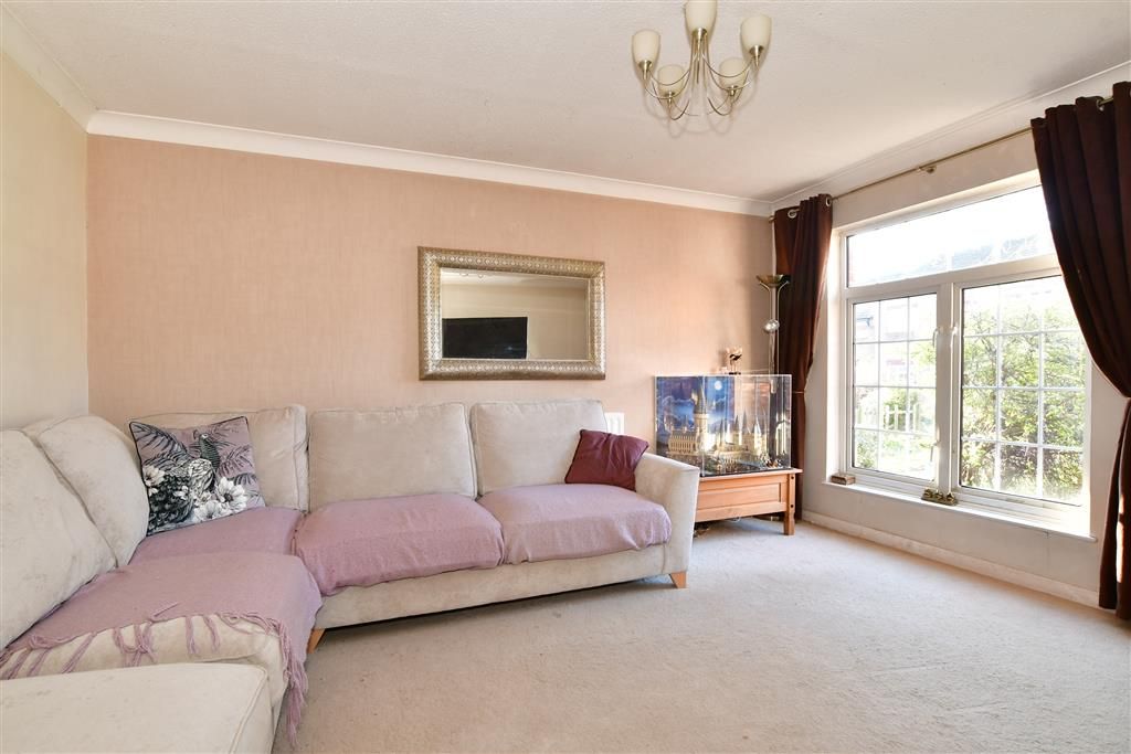 3 bed end terrace house for sale in Ryde Close, Walderslade, Chatham
