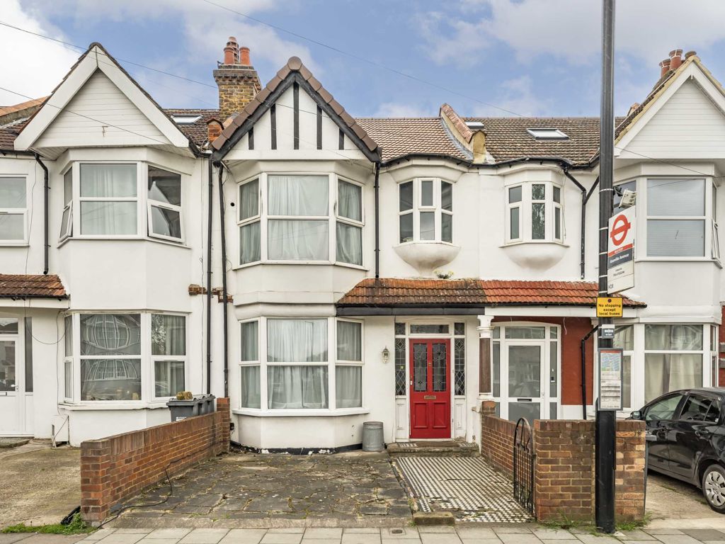 3 bed terraced house for sale in Wellington Road South, Hounslow TW4, £