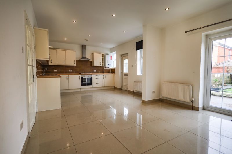 3 bed flat to rent in Gerald Road, Winton, Bournemouth BH3 Zoopla