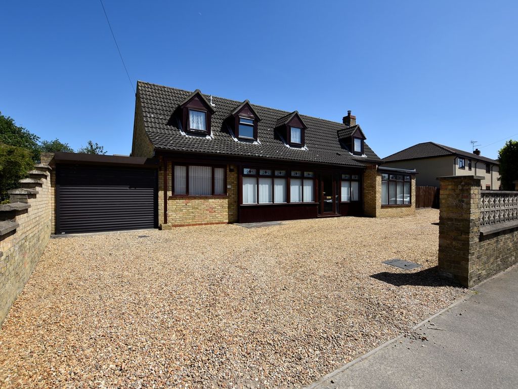 5 bed property for sale in Crowland Road, Eye Green, Peterborough PE6