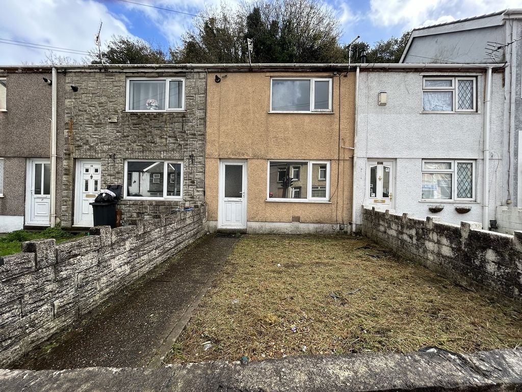 2 bed terraced house to rent in Neath Road, Briton Ferry, Neath SA11, £