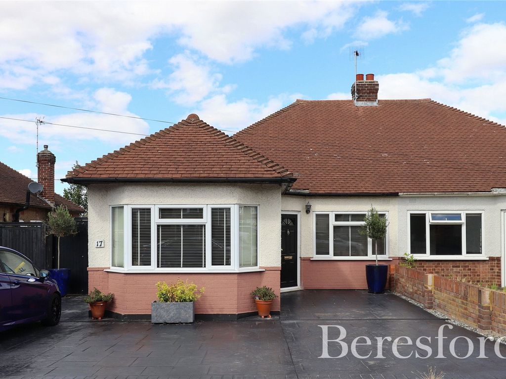 Fraser Close, Chelmsford CM2  