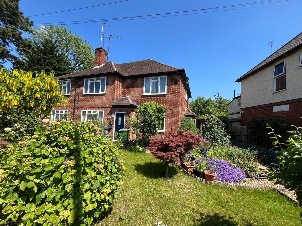 2 bed to rent in Love Lane, Pinner HA5, £1,750 pcm Zoopla