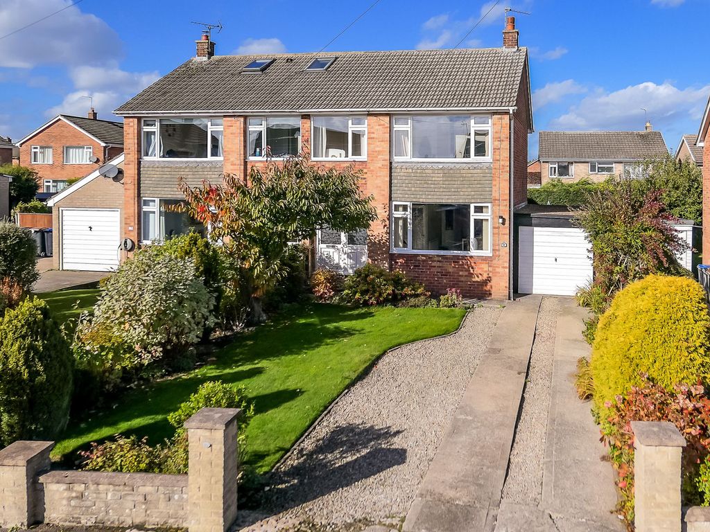 3 bed semidetached house to rent in Beckwith Close, Harrogate HG2, £1,450 pcm Zoopla