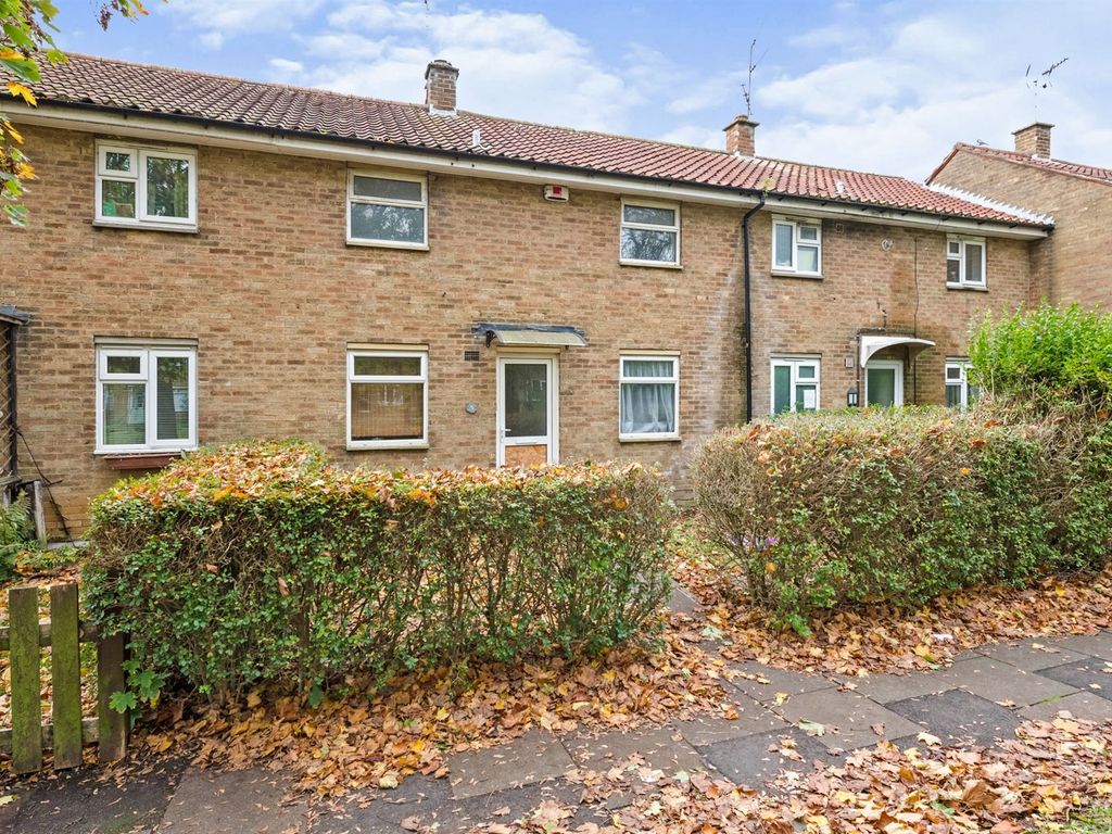 3 bed terraced house for sale in Newby Court, Abington, Northampton NN3 Zoopla