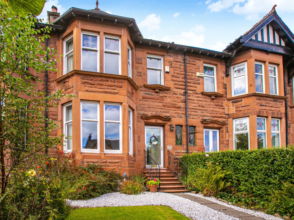 5 bed terraced house for sale in Carolside Gardens, Clarkston, Glasgow