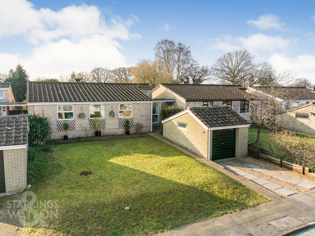 3 bed detached bungalow for sale in St. Michaels Way, Brundall, Norwich NR13 Zoopla