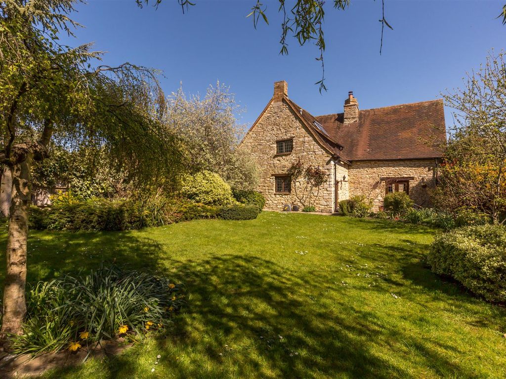 3 bed property for sale in Lower Road, Blackthorn, Bicester OX25 Zoopla