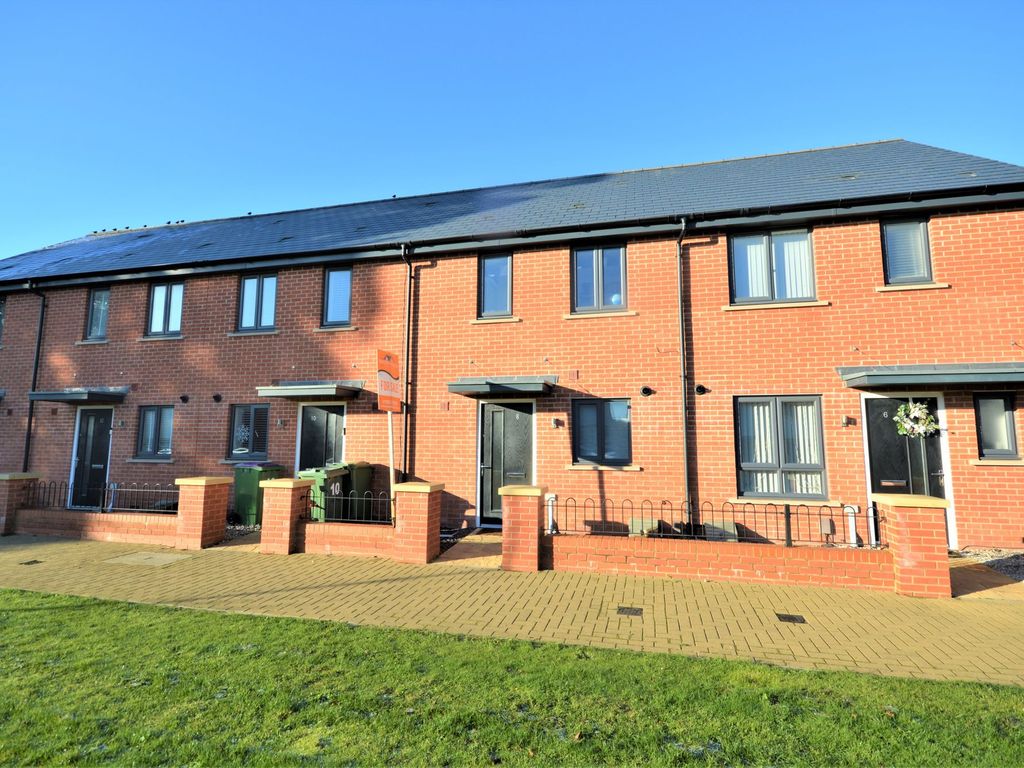 2 bed terraced house for sale in Burgoyne Way, Folkestone CT20 Zoopla