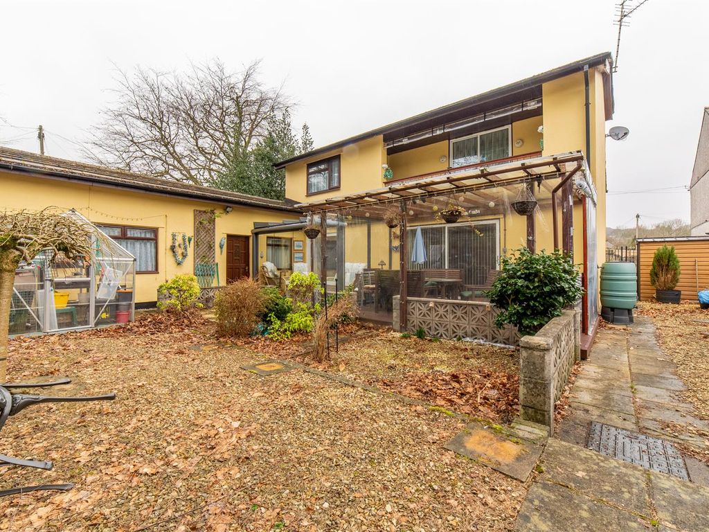 4 bed detached house for sale in Pisgah Road, Talywain, Pontypool NP4 Zoopla