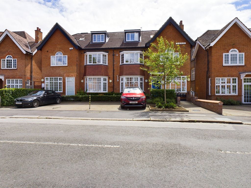 2 bed flat for sale in West End Avenue, Pinner HA5 Zoopla