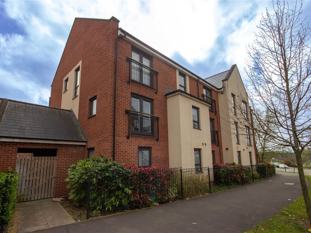 2 bed flat to rent in Jenner Boulevard, Emersons Green, Bristol, South