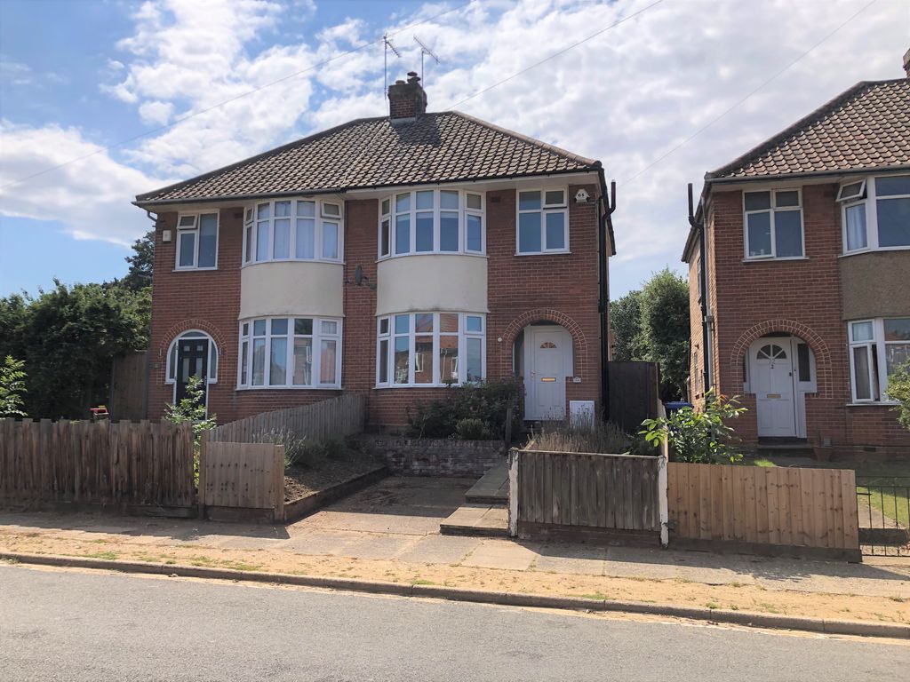 3 bed semidetached house to rent in Lavenham Road, Ipswich IP2 Zoopla