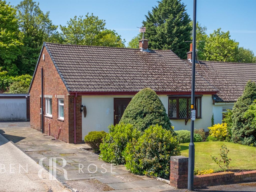 3 bed semidetached bungalow for sale in Cunningham Avenue, Chorley PR7