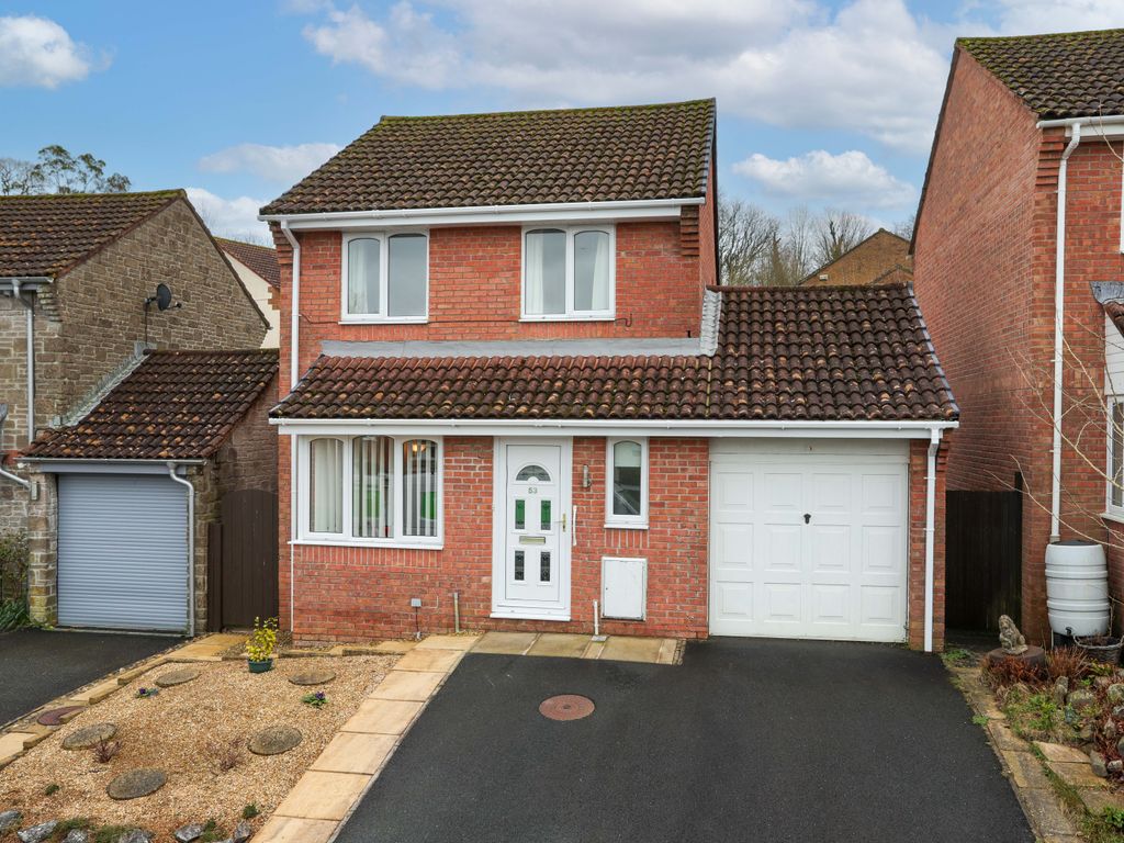 3 bed detached house for sale in Chestnut Drive, Newton Abbot TQ12, £