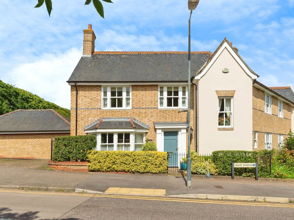 4 bed link detached house for sale in Long Meadow, Watton At Stone