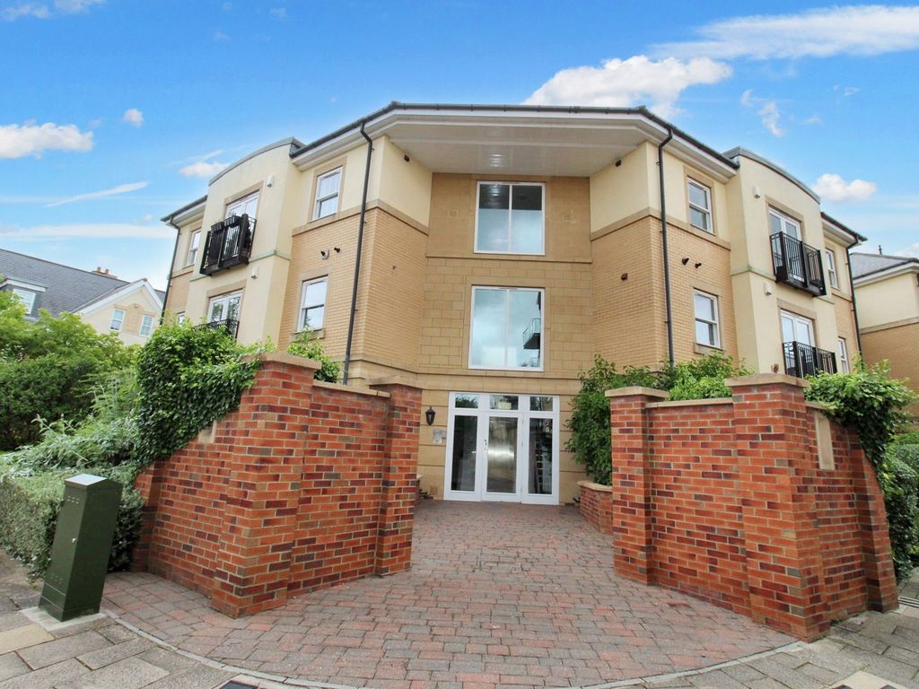 2 bed flat for sale in Grove Park Crescent, Gosforth, Newcastle Upon