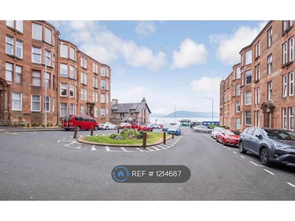 2 bed flat to rent in Ashburn Gardens, Gourock PA19, £695 pcm Zoopla
