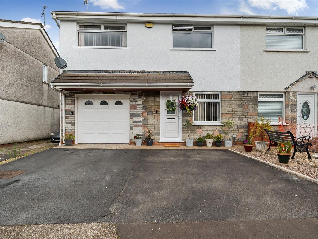 4 bed semidetached house for sale in Clos Glanlliw, Pontlliw, Swansea SA4, £245,000 Zoopla