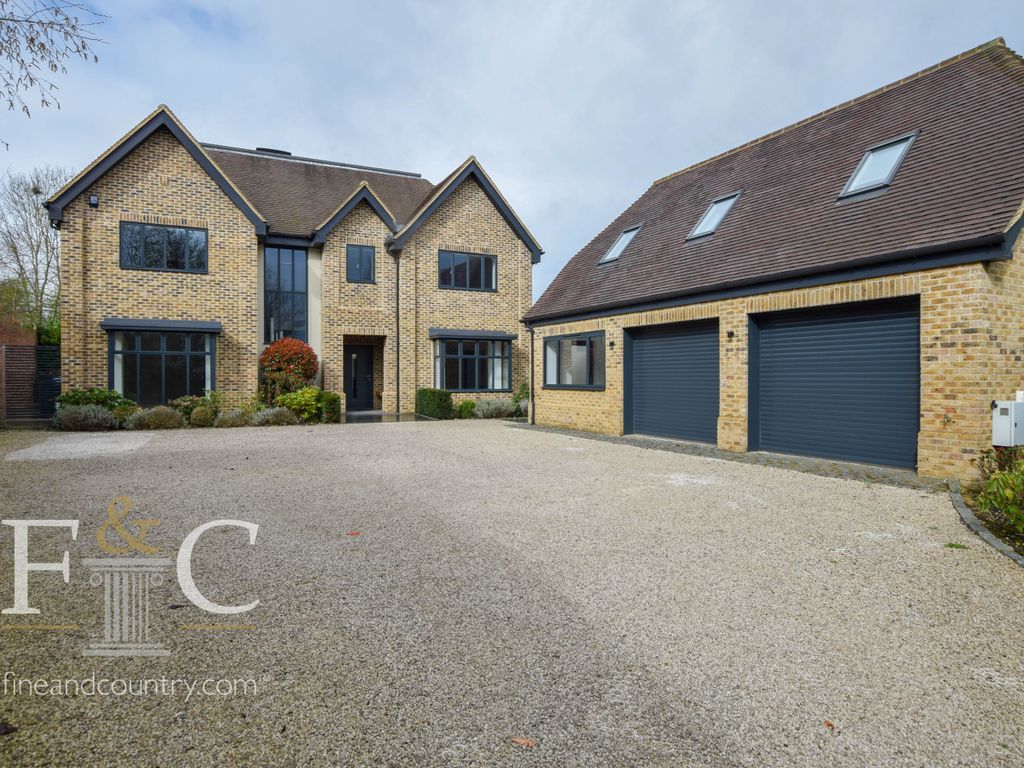 5 bed detached house for sale in Tanfield Farm, Hammondstreet Road