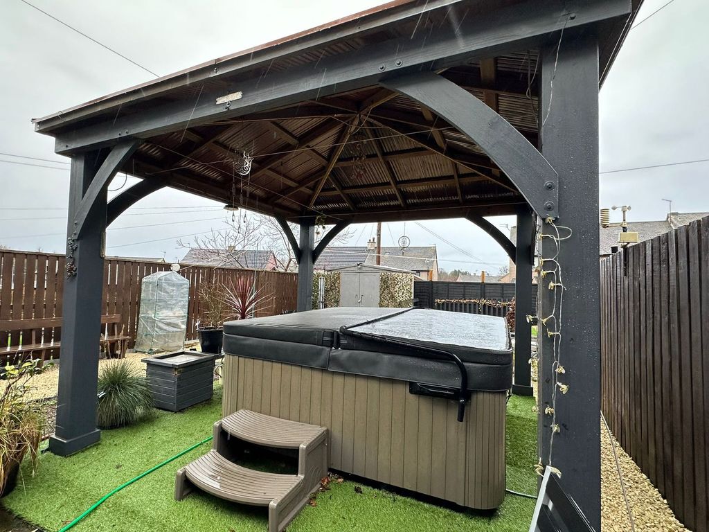 2 bed end terrace house for sale in Dean Road, Bo'ness EH51, £115,000