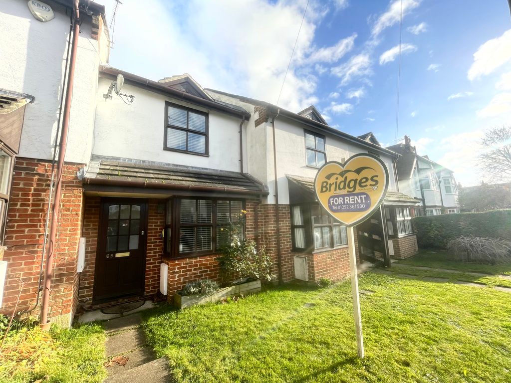 2 bed terraced house to rent in Park Road, Farnham GU9, £1,500 pcm Zoopla