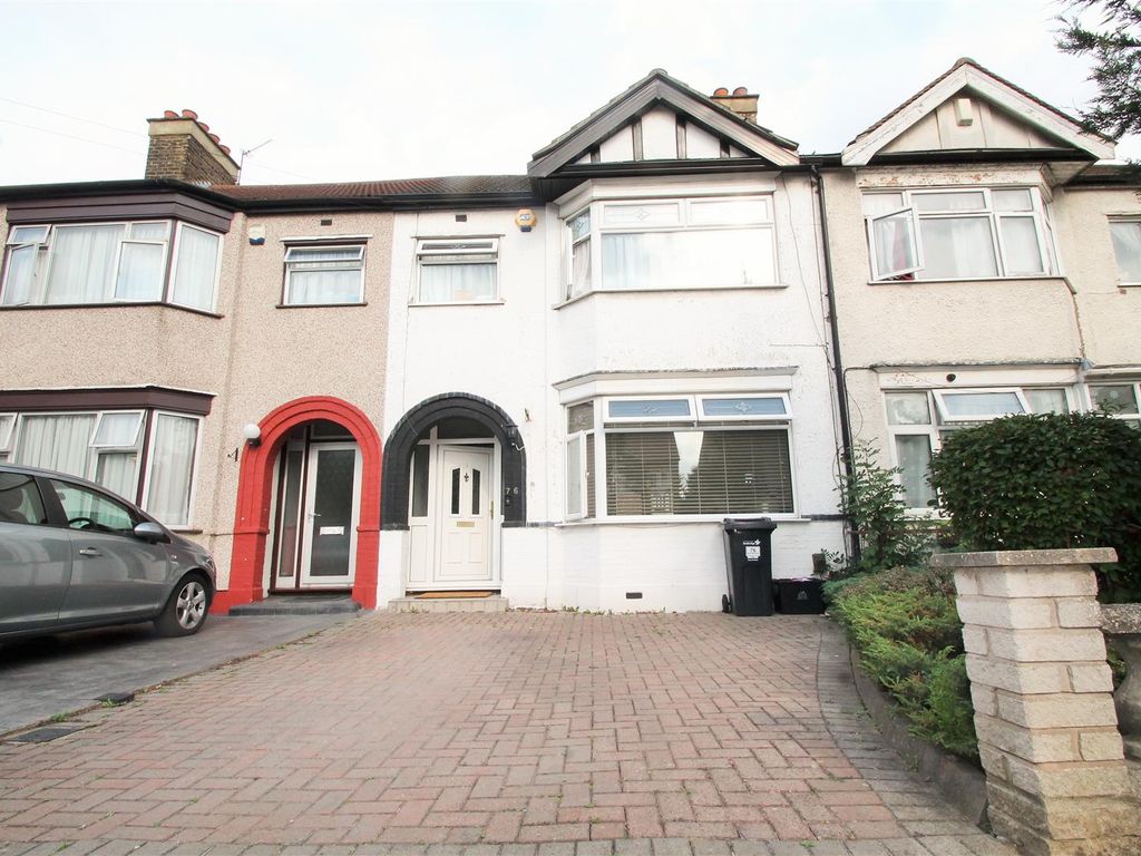3 bed terraced house for sale in Ramsgill Drive, Ilford IG2 Zoopla