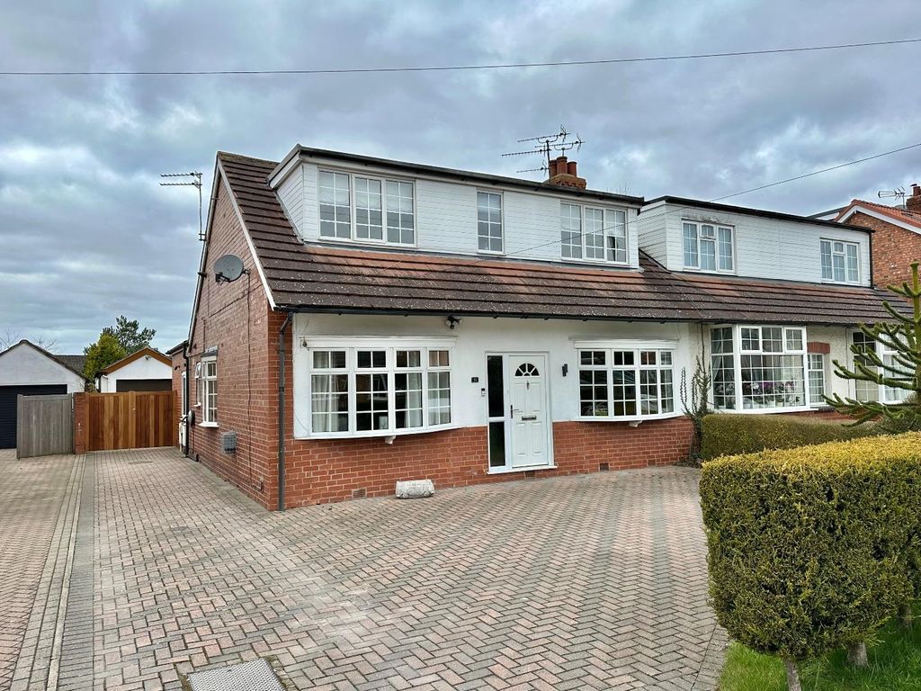 5 bed semidetached house for sale in Usher Lane, Haxby, York YO32 Zoopla