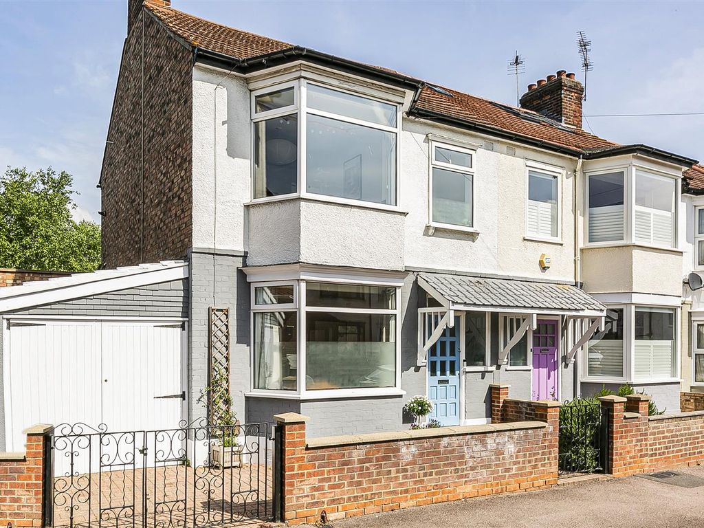 4 bed end terrace house for sale in Matlock Road, Leyton, London E10