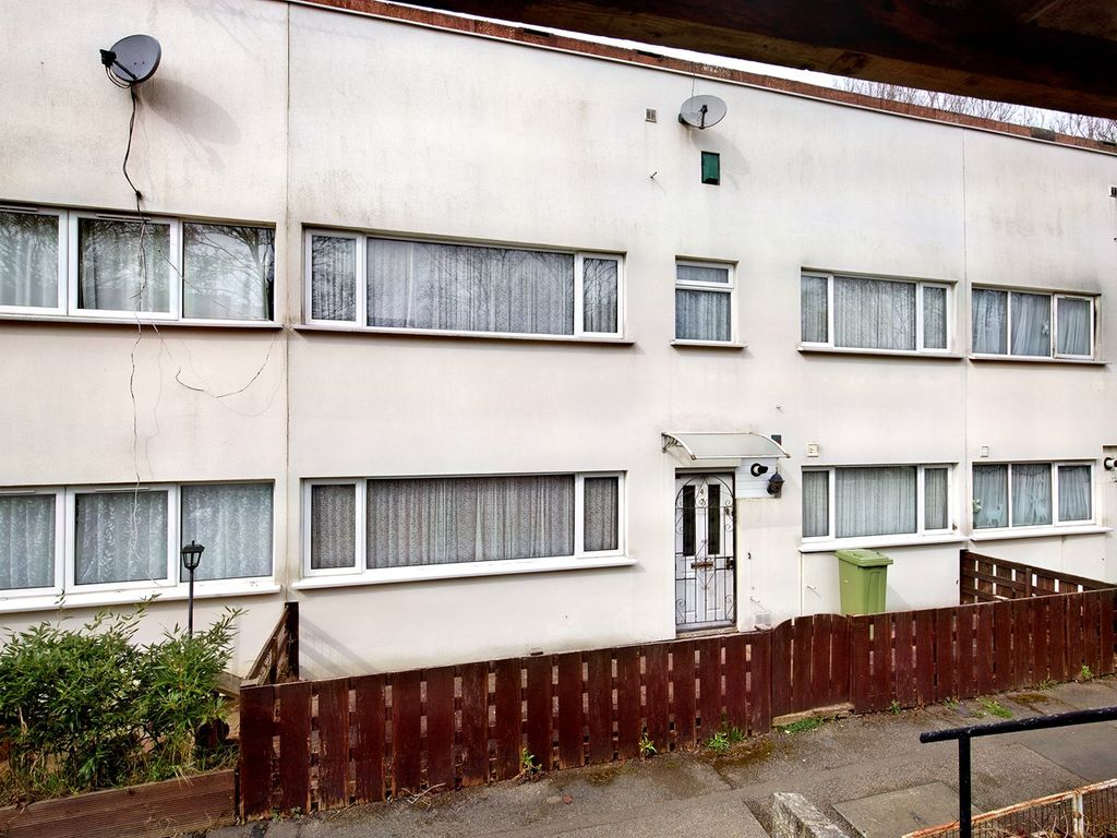 3 bed terraced house for sale in Colne, Tinkers Bridge, Milton Keynes MK6 Zoopla