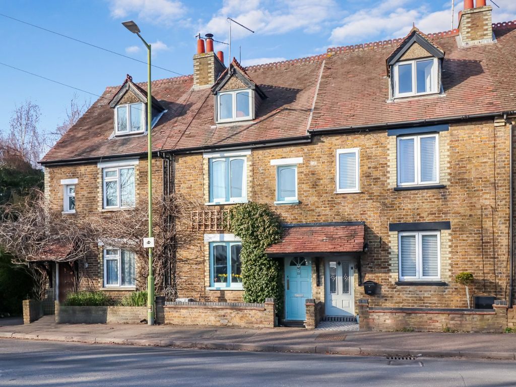 3 bed terraced house for sale in Bridge Road, Hunton Bridge, Kings