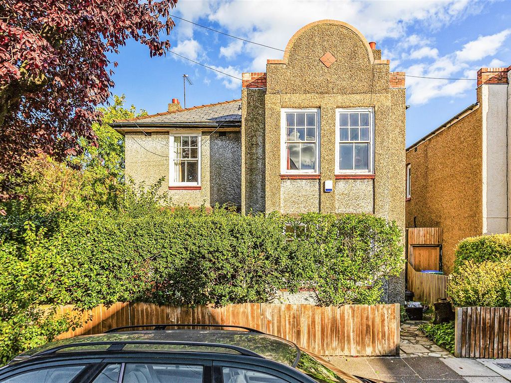 4 bed detached house for sale in Leinster Avenue, East Sheen SW14 Zoopla
