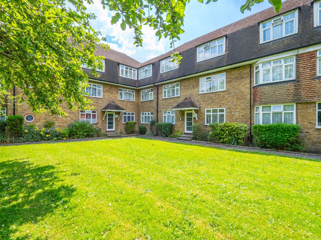 2 bed flat for sale in Sutton Common Road, Sutton SM1, £325,000 Zoopla