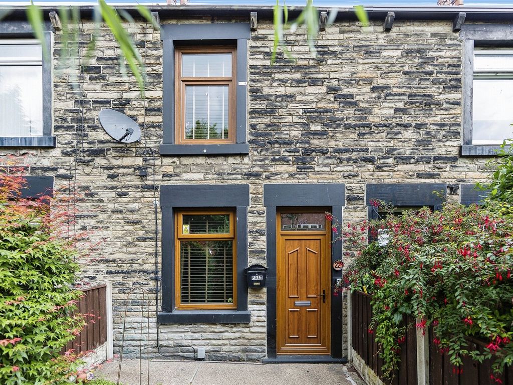 2 bed terraced house for sale in Willow Street, Barnsley, South